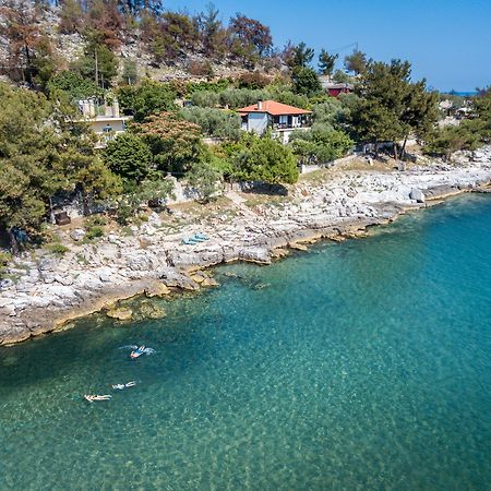 Petra Mare Lägenhet Thimonia Exteriör bild